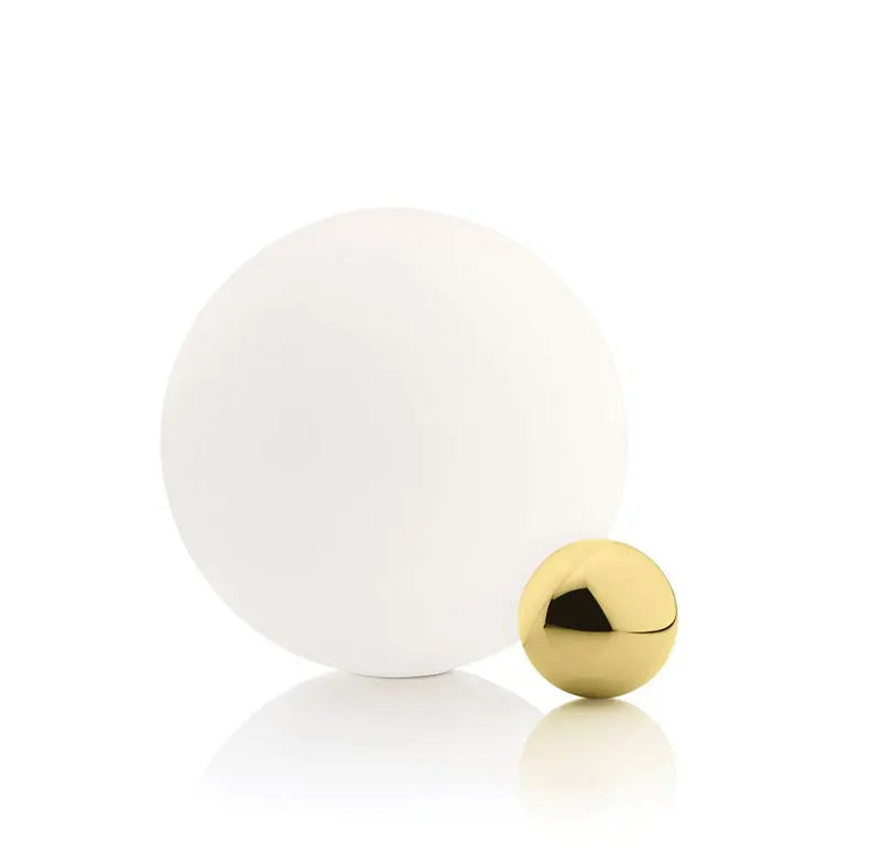 Luminária de Mesa Bola de Vidro Branca com Dourado Nórdica E27