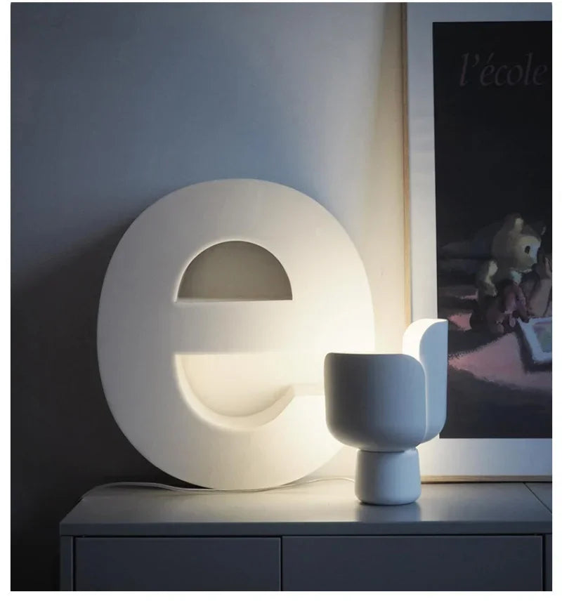 Luminária de Mesa Pétalas Girátórias Italiana – Sala, Quarto e Decoração