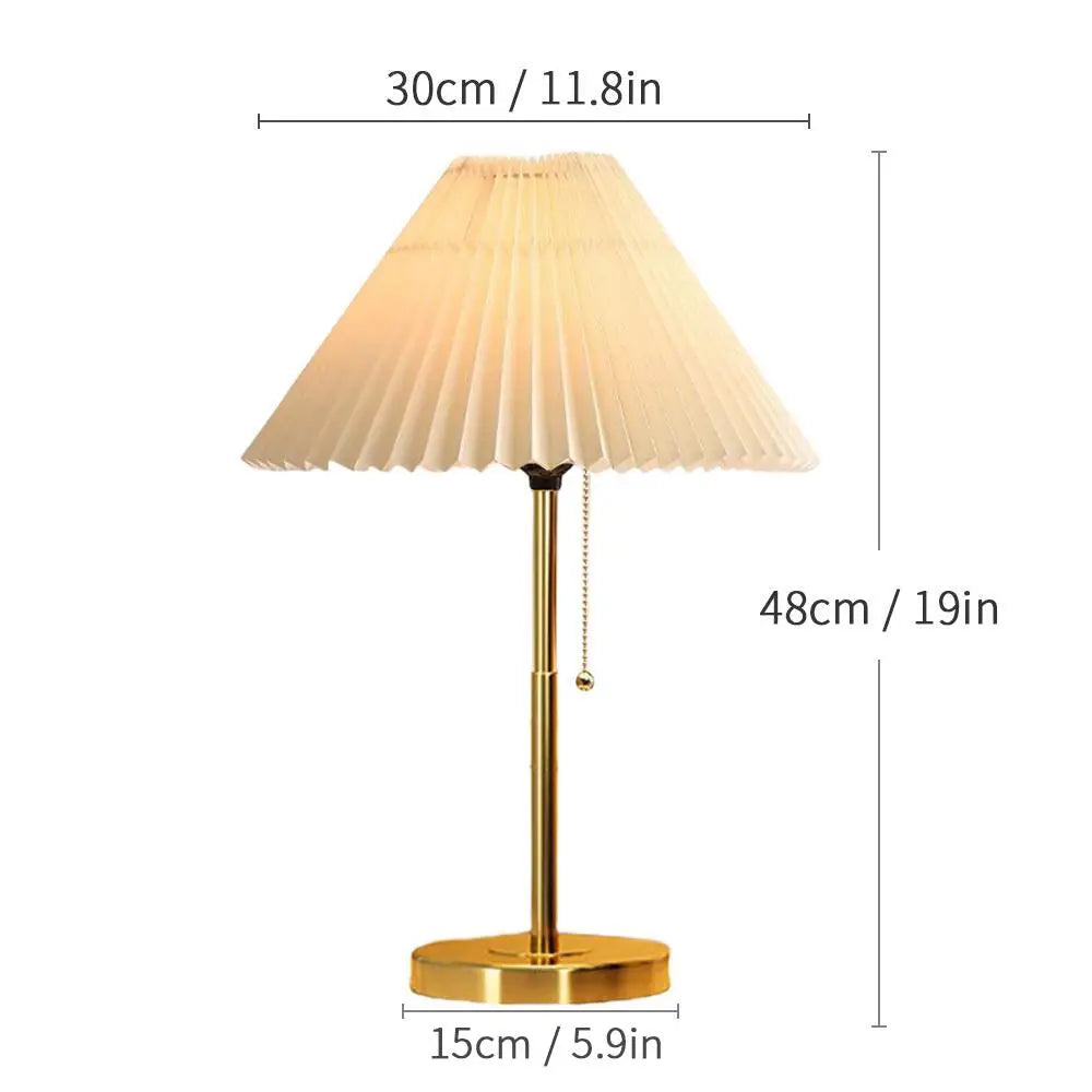 Abajur Metal Desk Lamp Light Luxo Estilo Vertical Bedside Decoration Black Table Lamp Pleated Fabric Lampshade Gold Lighting Fixture