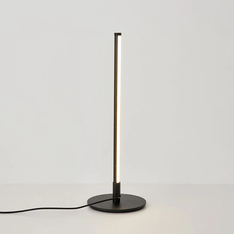 Luminária de Mesa Minimalista LED para Quarto – Estilo Hotel e Cabeceira