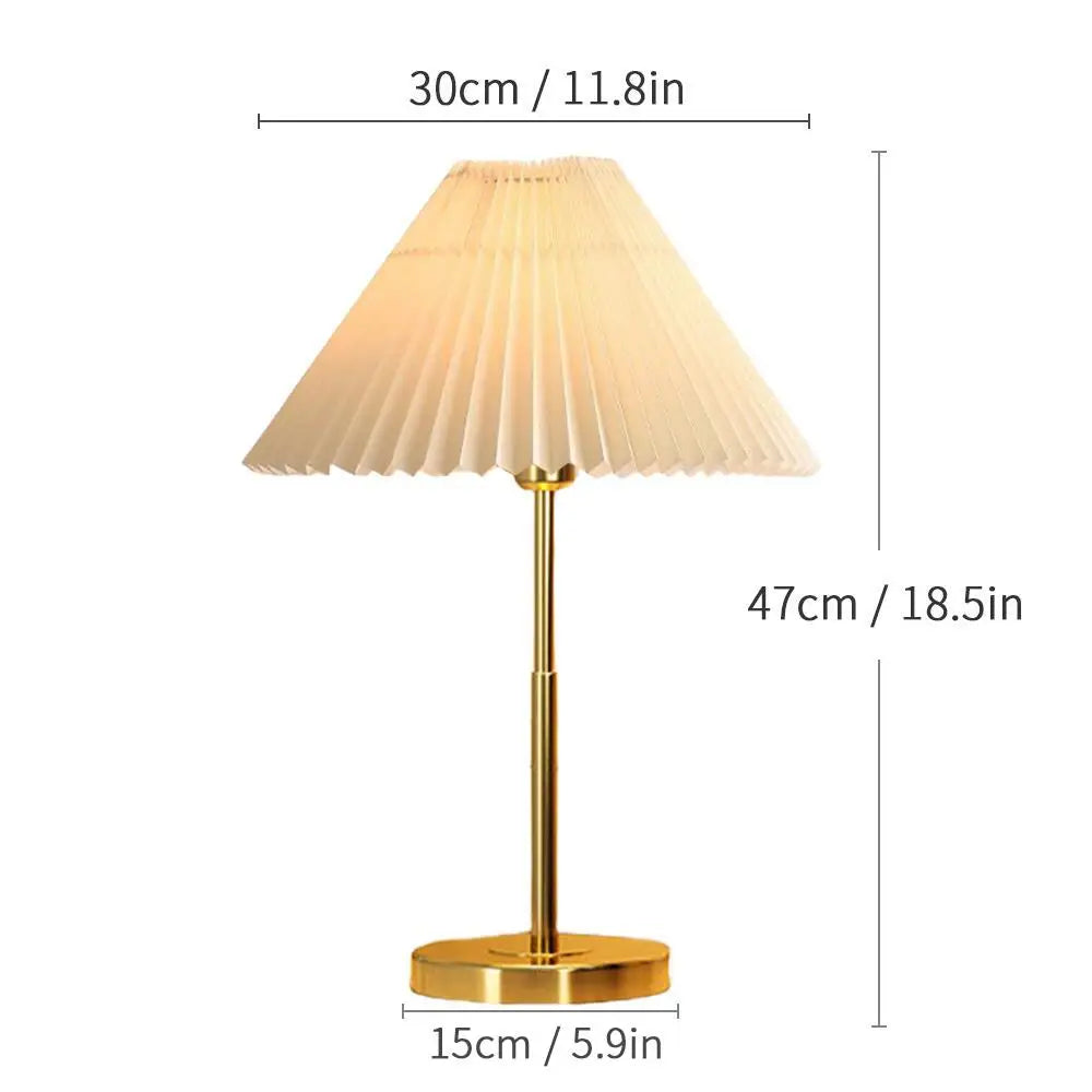 Abajur Metal Desk Lamp Light Luxo Estilo Vertical Bedside Decoration Black Table Lamp Pleated Fabric Lampshade Gold Lighting Fixture