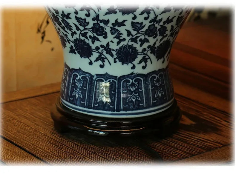 Luminária Porcelana Azul e Branca Jingdezhen Art Déco LED