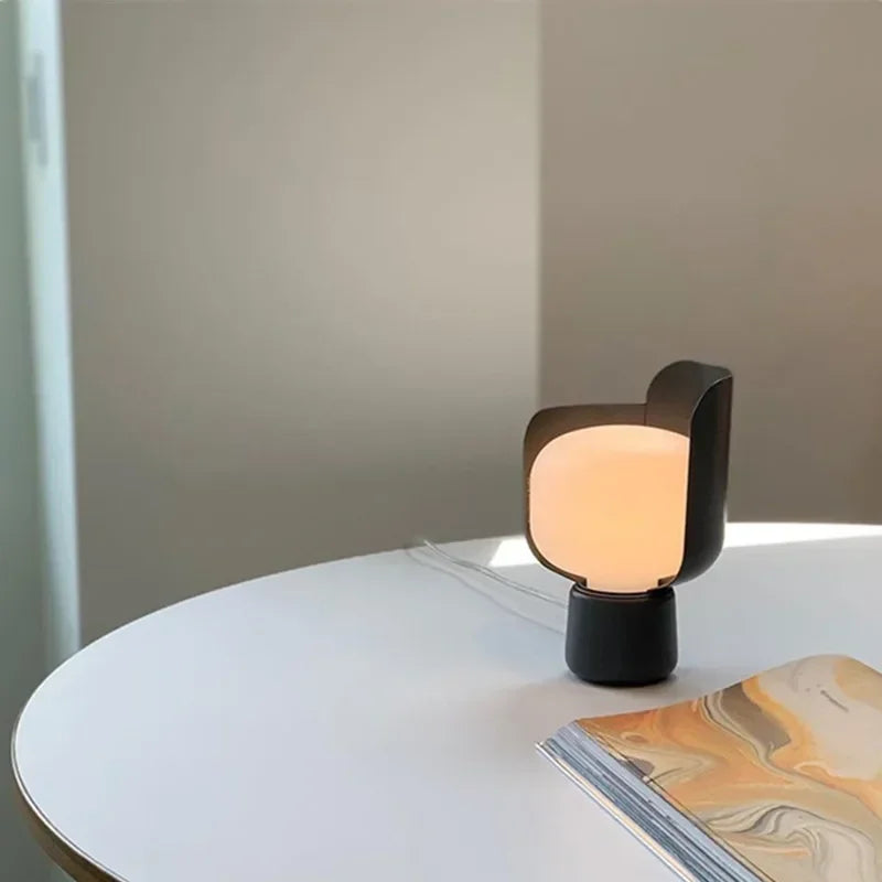 Luminária de Mesa Pétalas Girátórias Italiana – Sala, Quarto e Decoração