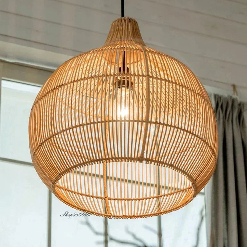 Pendente Artesanal de Rattan Trançado