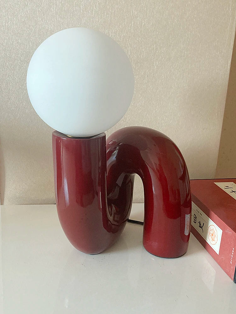 Luminária de Mesa Resina Retrô Artística – Decorativa para Quarto e Sala