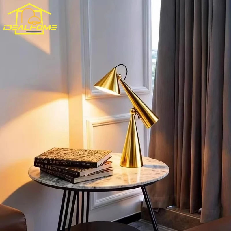 Luminária de Mesa Cônica Portátil USB Nórdica – Arte para Sala e Escritório