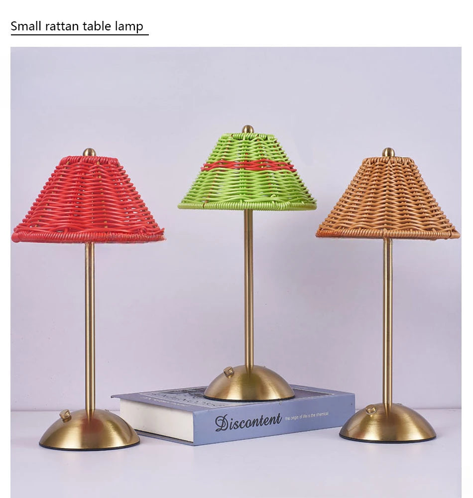 Luminária Rattan Recarregável Retrô Sudeste Asiático LED