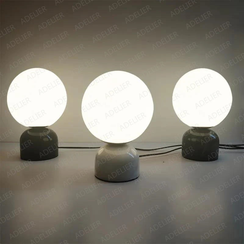 Luminária de Mesa Mármore com Bola de Vidro – Decoração para Sala e Quarto