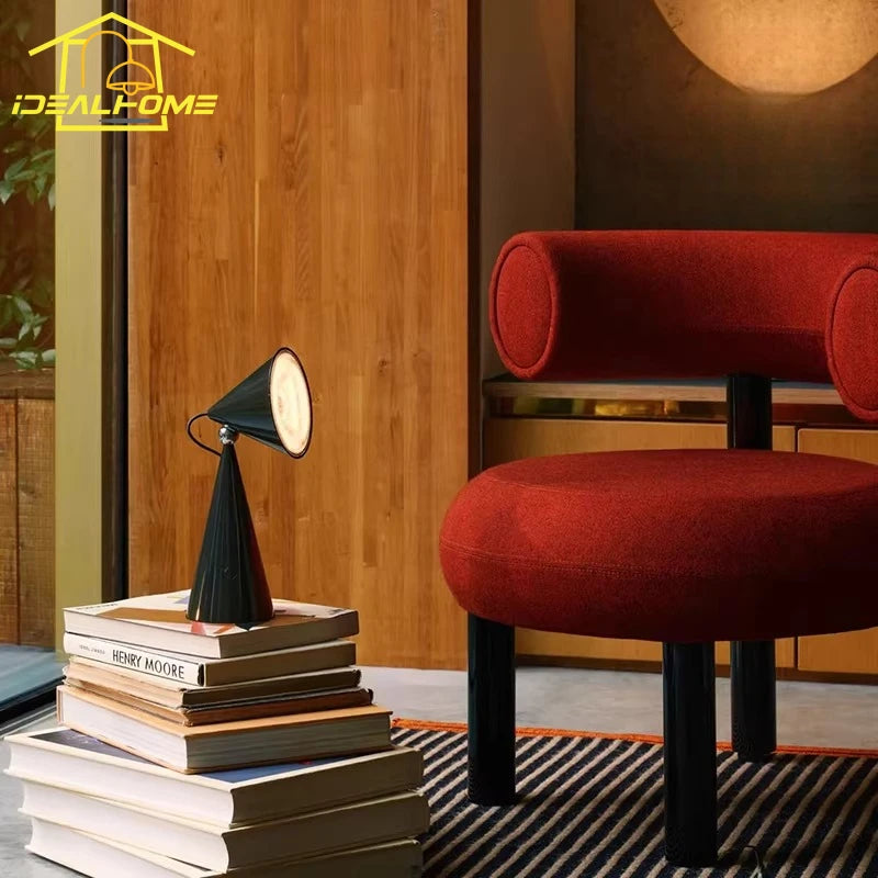 Luminária de Mesa Cônica Portátil USB Nórdica – Arte para Sala e Escritório