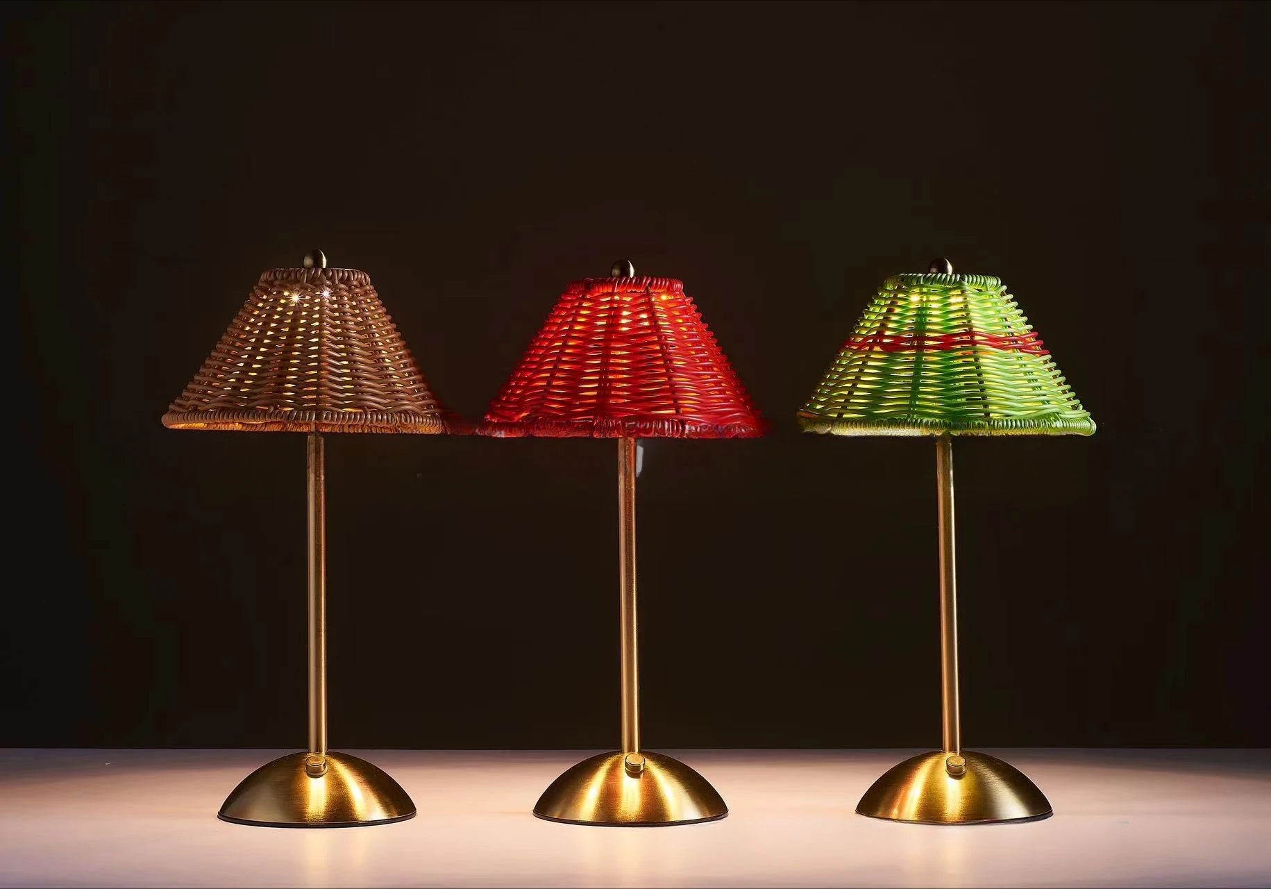 Luminária Rattan Recarregável Retrô Sudeste Asiático LED