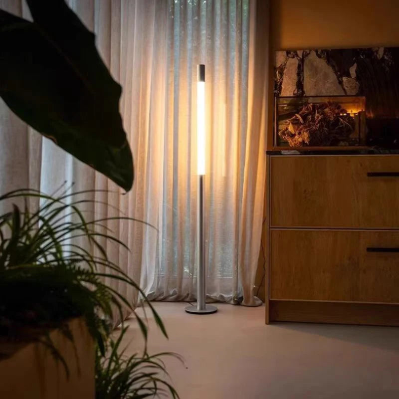 Luminária de Chão Americana Regulável em Altura LED – Sala e Leitura