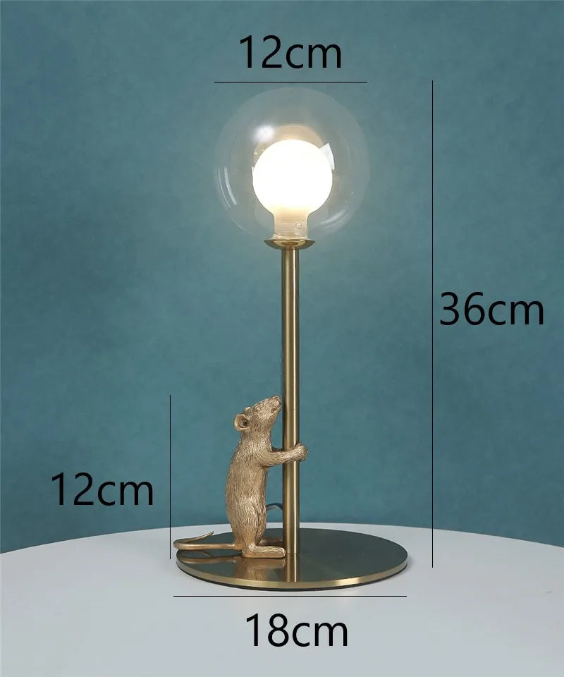 Luminária de Mesa Ratinho Resina LED – Decorativa para Casa e Presente