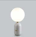 Luminária de Mesa LED Nórdica Vidro Fosco Metal – Quarto e Sala
