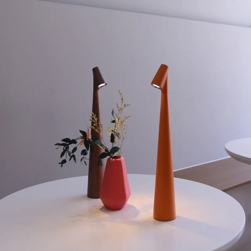 Luminária de Mesa LED Touch USB Minimalista – Atmosfera para Cabeceira