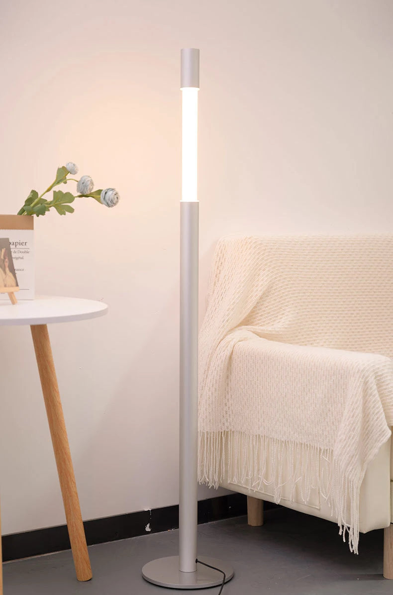Luminária de Chão Americana Regulável em Altura LED – Sala e Leitura