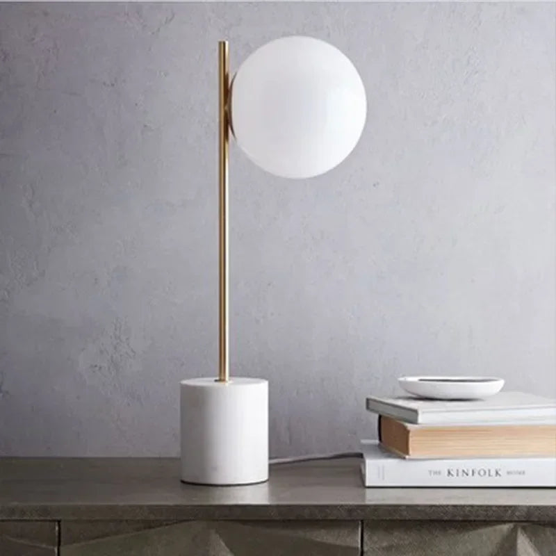 Luminária de Mesa Vidro Esfera com Base em Mármore – Hotel e Sala de Luxo