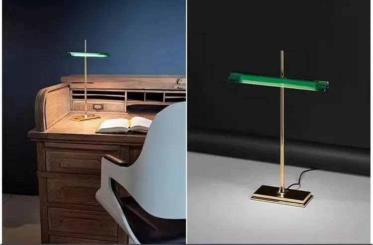 Luminária de Mesa Italiana para Estudo, Café e Decoração de Ambiente