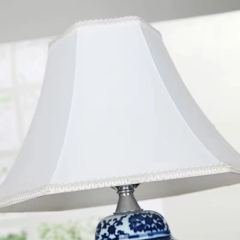 Luminária Porcelana Azul e Branca Jingdezhen Art Déco LED