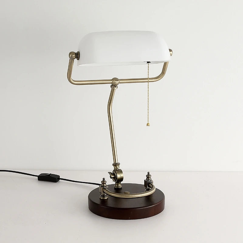 Luminária de Mesa Americana Retrô com Abajur Verde – Quarto e Escritório
