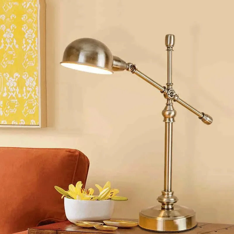 Luminária de Mesa Francesa Retrô Cobre – Europeia para Estudo e Quarto