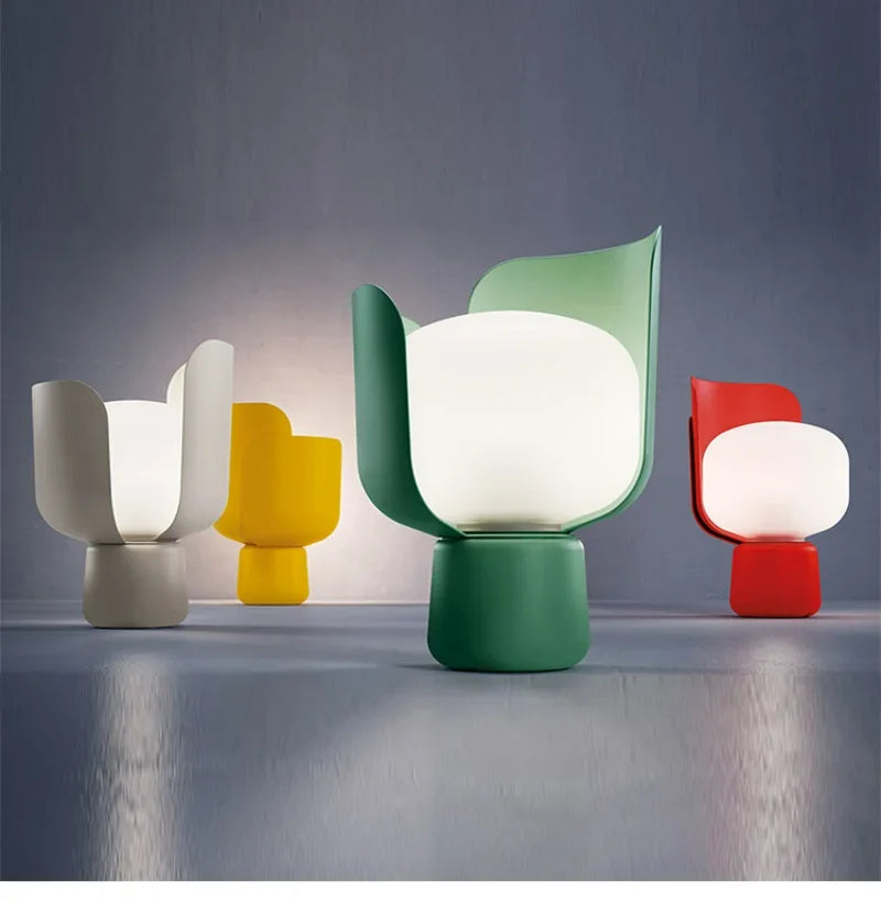 Luminária de Mesa Pétalas Girátórias Italiana – Sala, Quarto e Decoração
